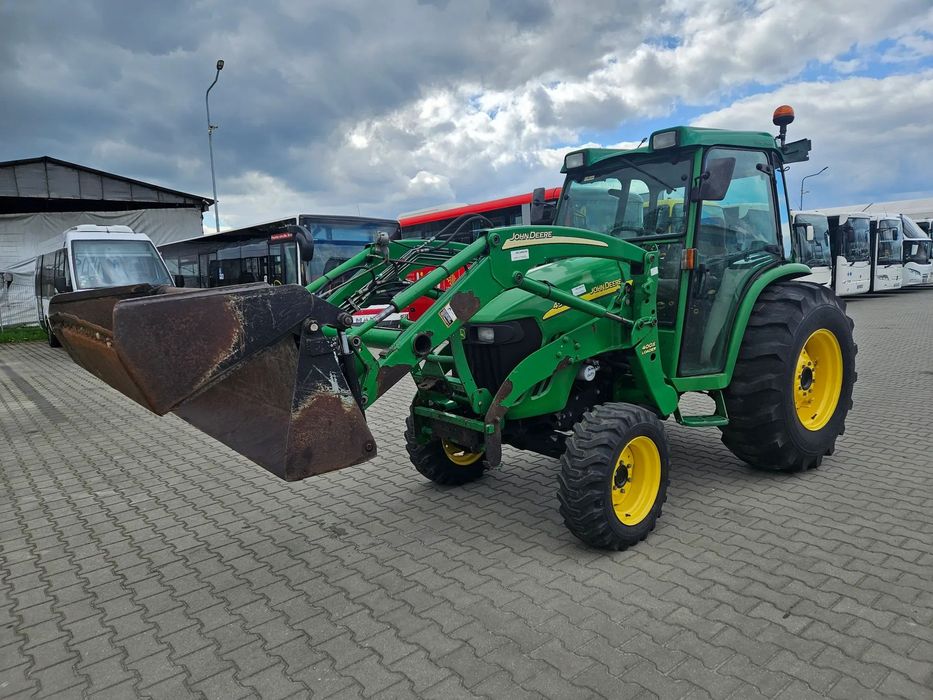 John Deere 4520 / SPROWADZONY Z FRANCJI / 3 710 MTH / PRZEDNI TUR