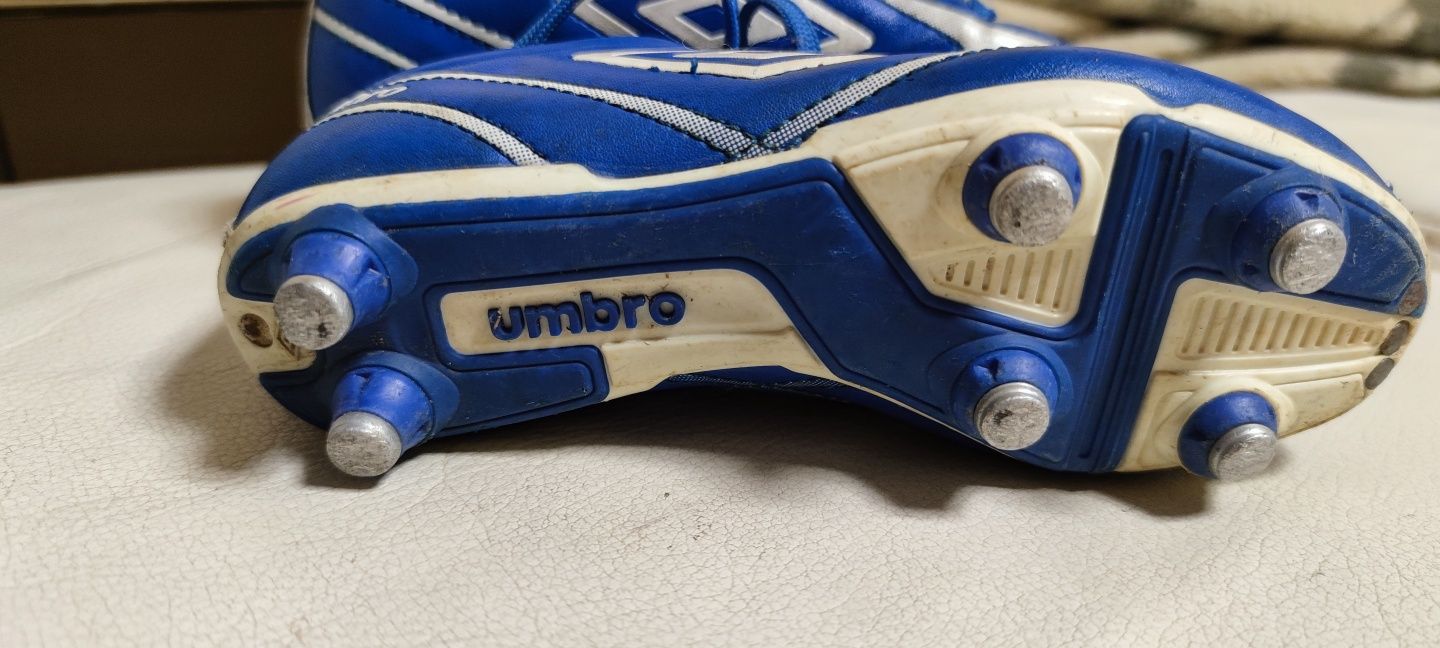 Korki piłkarskie Umbro 31