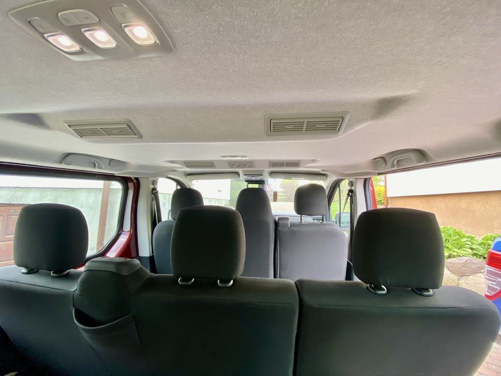 Wynajem Busa 9 - osobowy NOWY Renault Trafic Long 2024