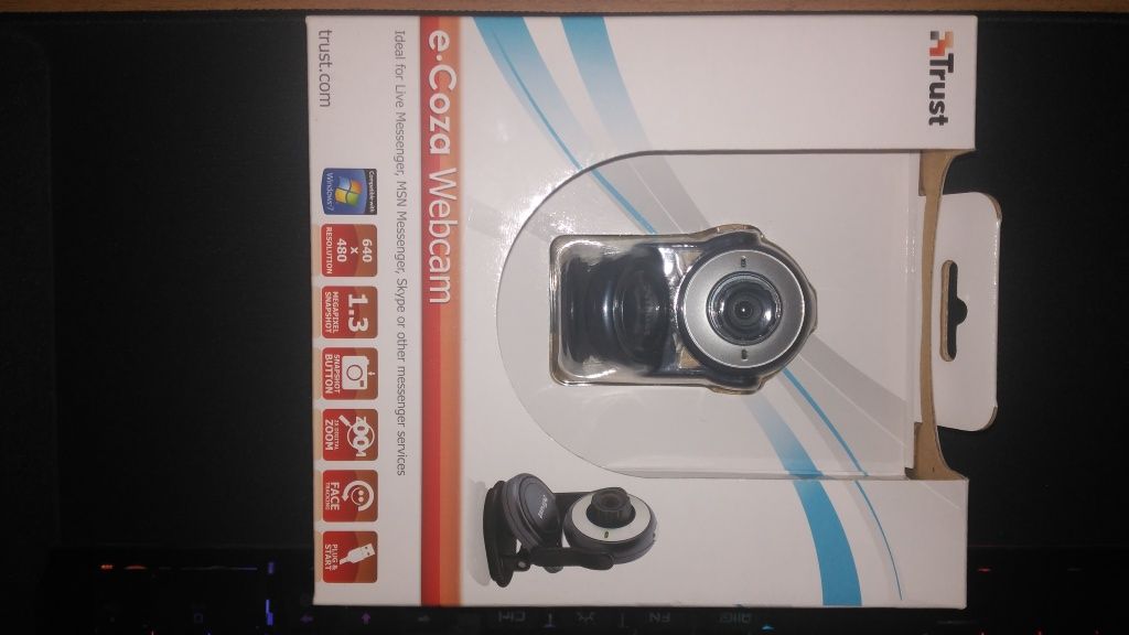 Webcam Trust - e Coza Webcam 1.3 Mxp. P/ Teams, Zoom, Skype, Messenger