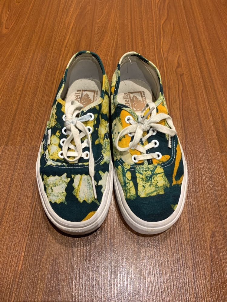 Vans x Della