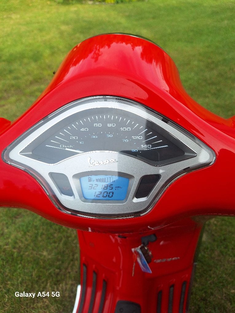 Piaggio Vespa Primavera 125