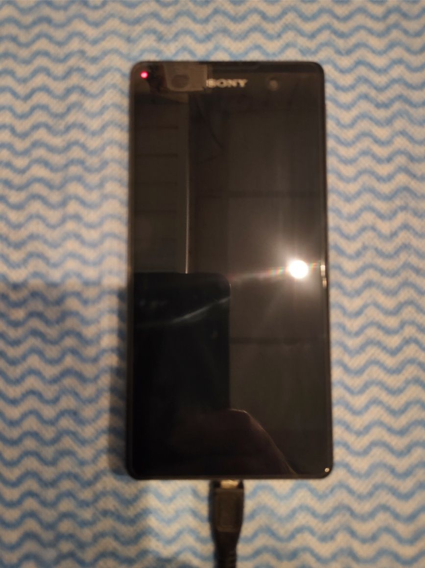 Sony Xperia E5 F3311 Uszkodzony