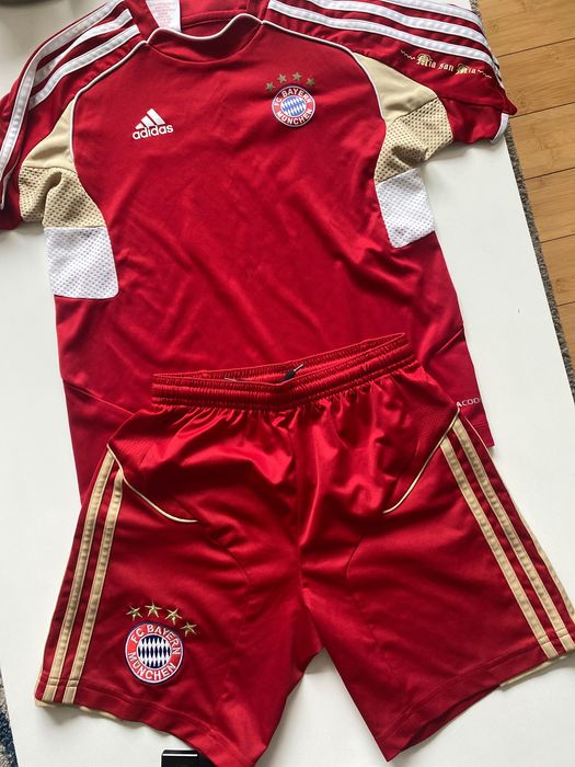 Oryginalny strój piłkarski Bayern Monachium  Adidas dla chłopca