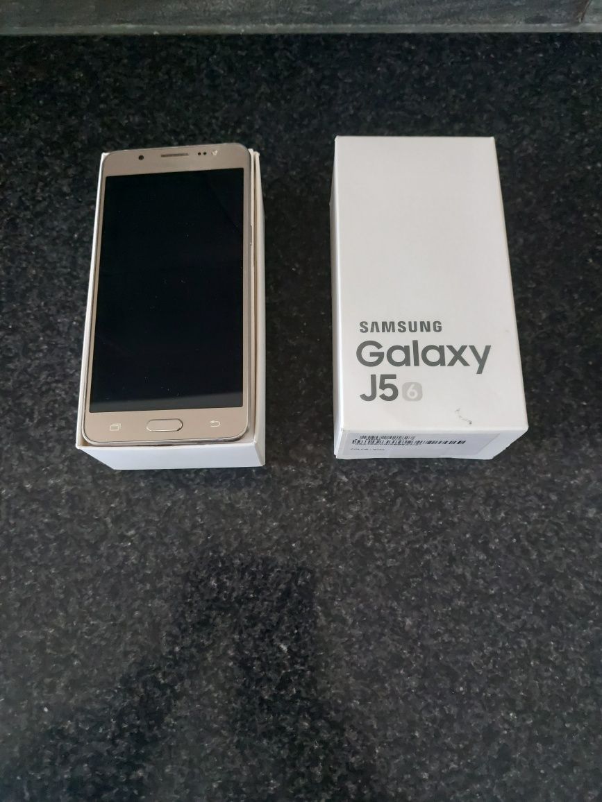 Samsung Dual J5 Dourado