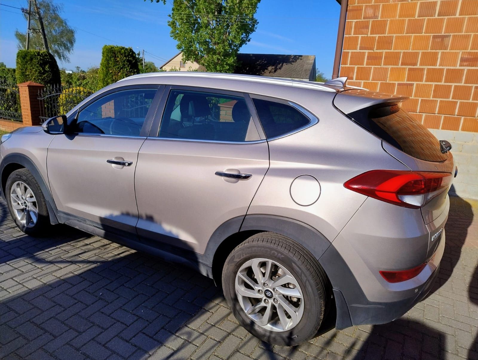 Hiunday Tucson 2.0 diesel 2016r nanual 136kM