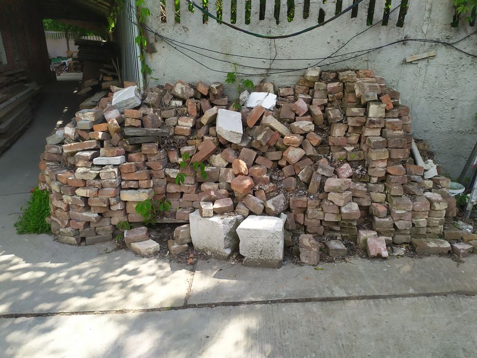 Цегла керамічна міцна (половинки)