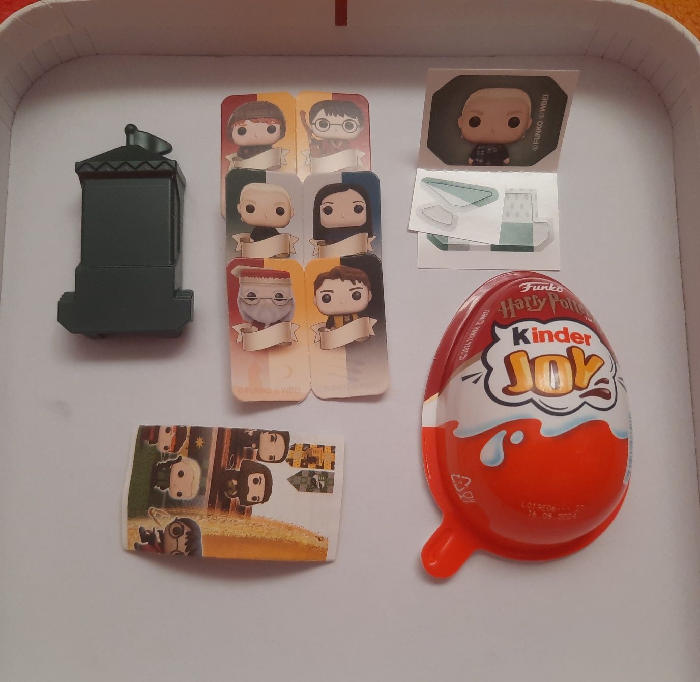 Nowe figurki zabawki Harry Potter kinder joy funko pop Quidditch