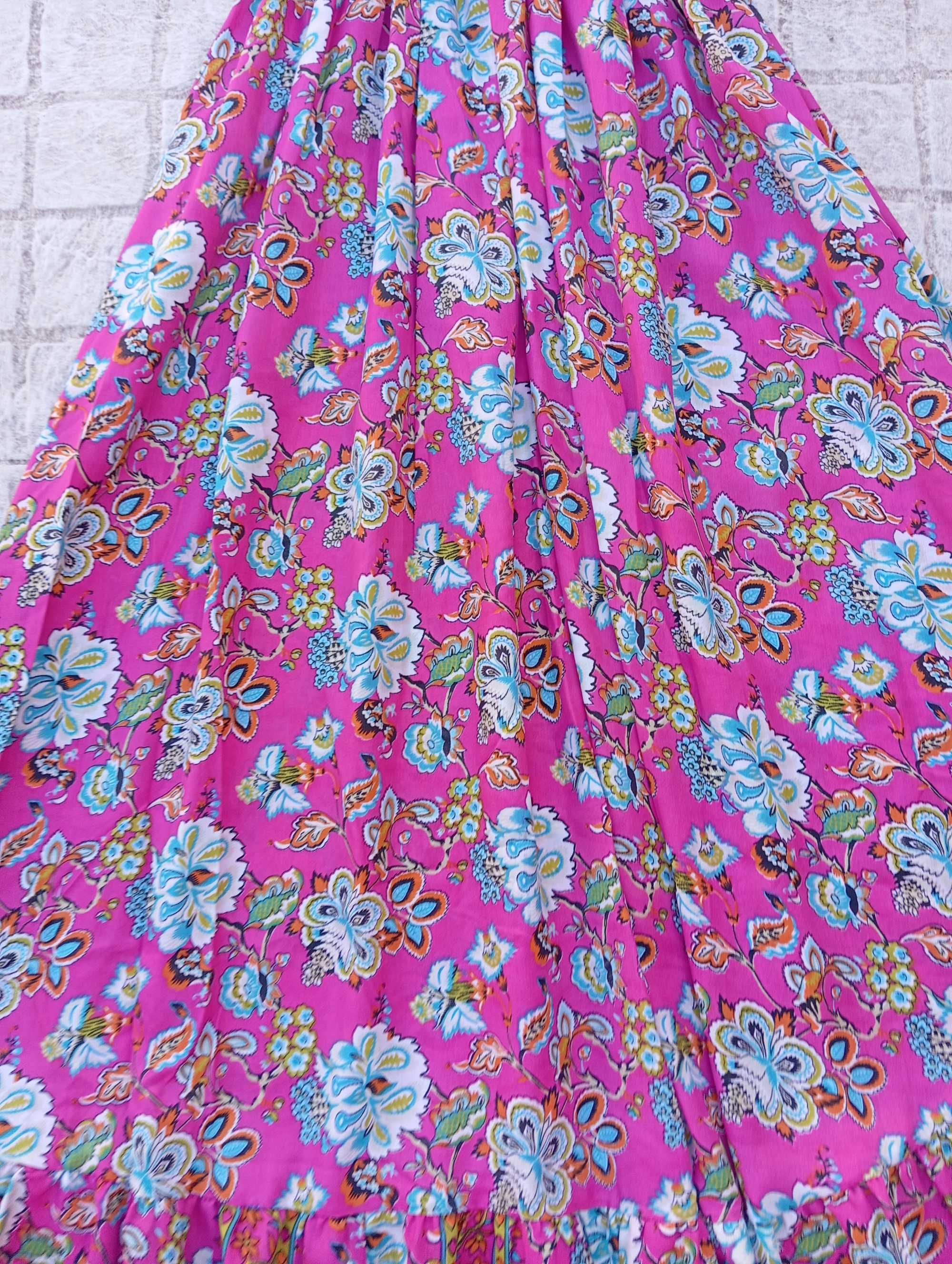 Vestido comprido rosa com flores