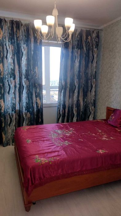 М Осокорки 10 хв,   євроремонт, генератор в будинку. два санвузли