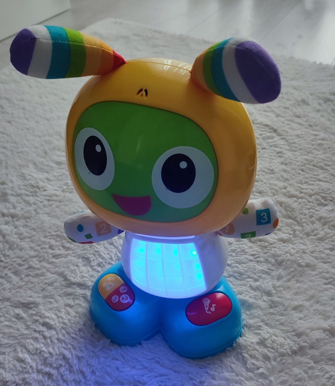 Zabawka Fisher-Price Bebo tańcz i śpiewaj ze mną