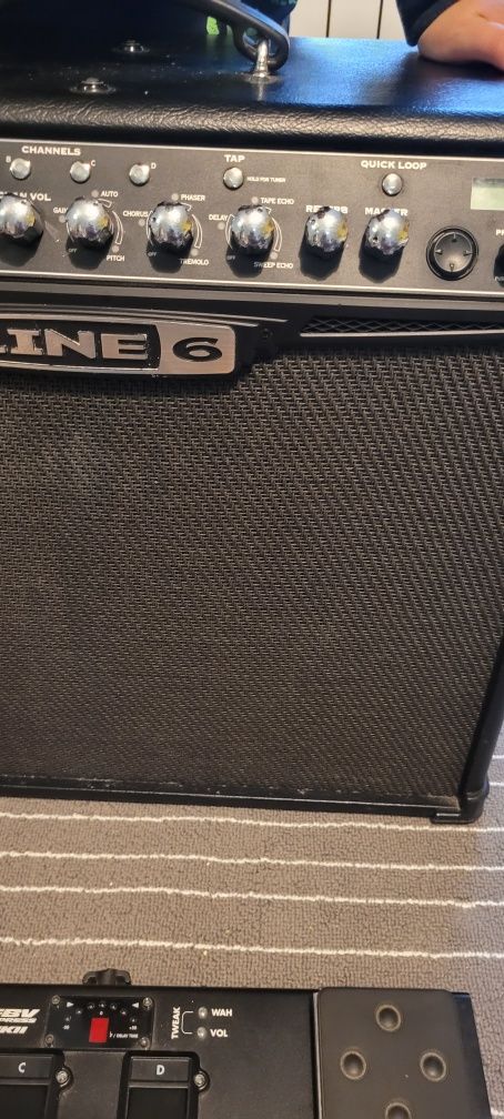 Line 6 spider IV 75w. Wzmacniacz gitarowy piecyk