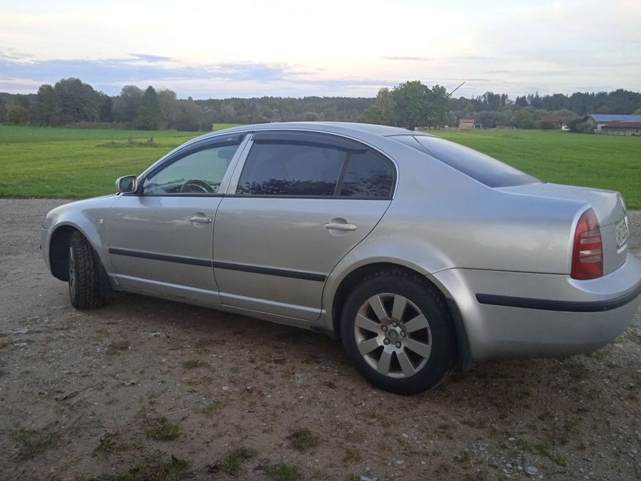 Skoda Superb (авто в Німеччині)