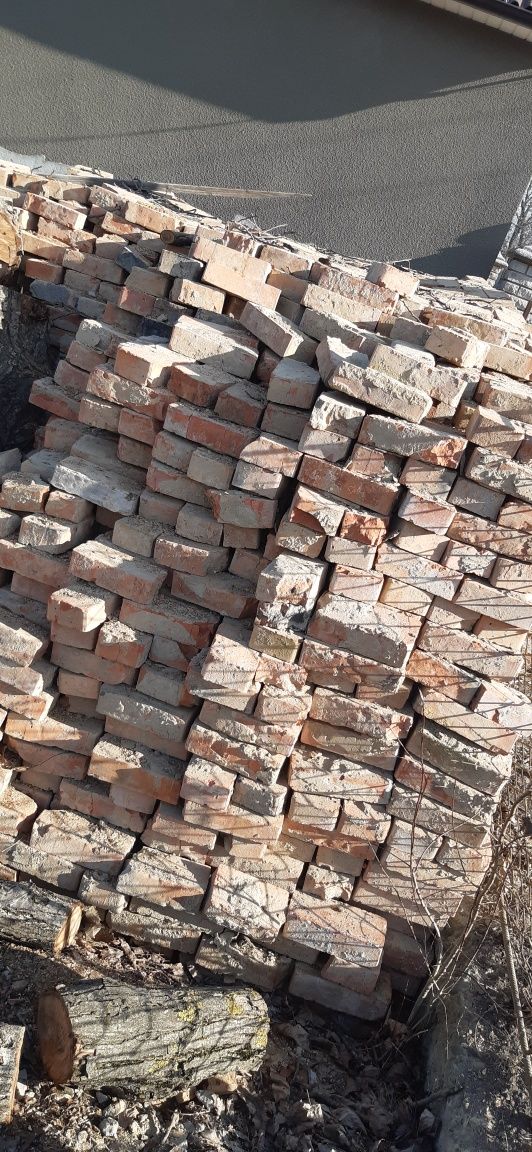 Продам цеглу б/У.