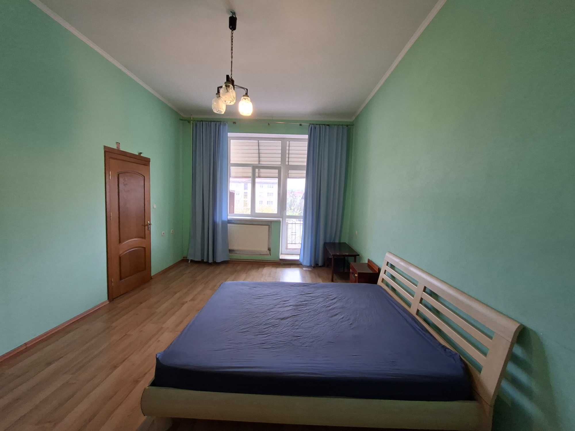Продаж трикімнатної квартири з індивідуальним опаленням,вул.Шевченка.