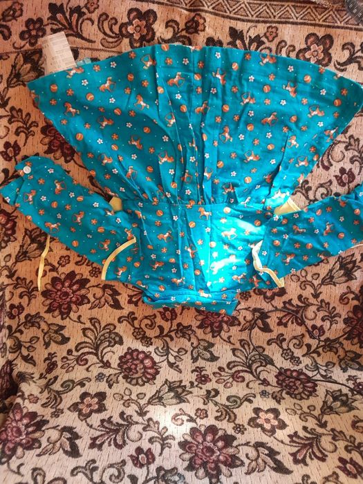 Платья детские красное и синее байковое