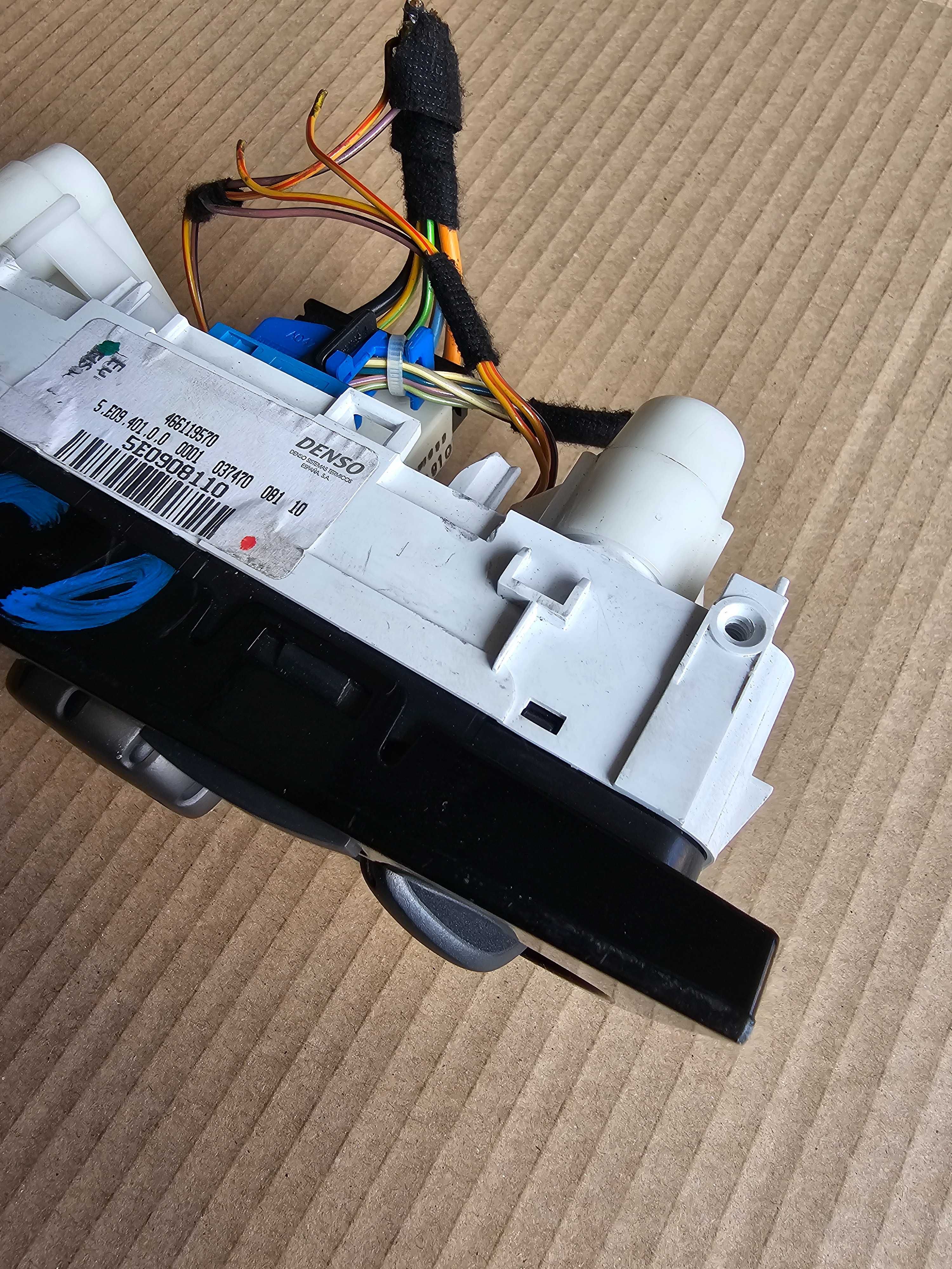 Panel Nawiewu Opel Corsa D