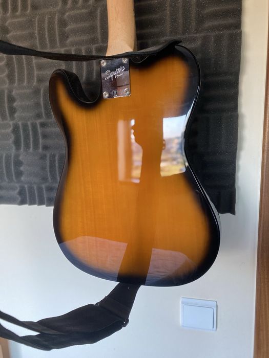 Squier Telecaster + Amplifcador Kustom Dart 10FX + Acessórios