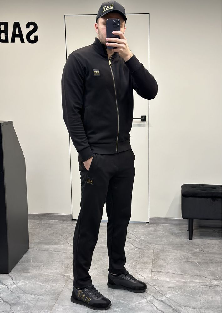 Спортивний костюм Armani EA7