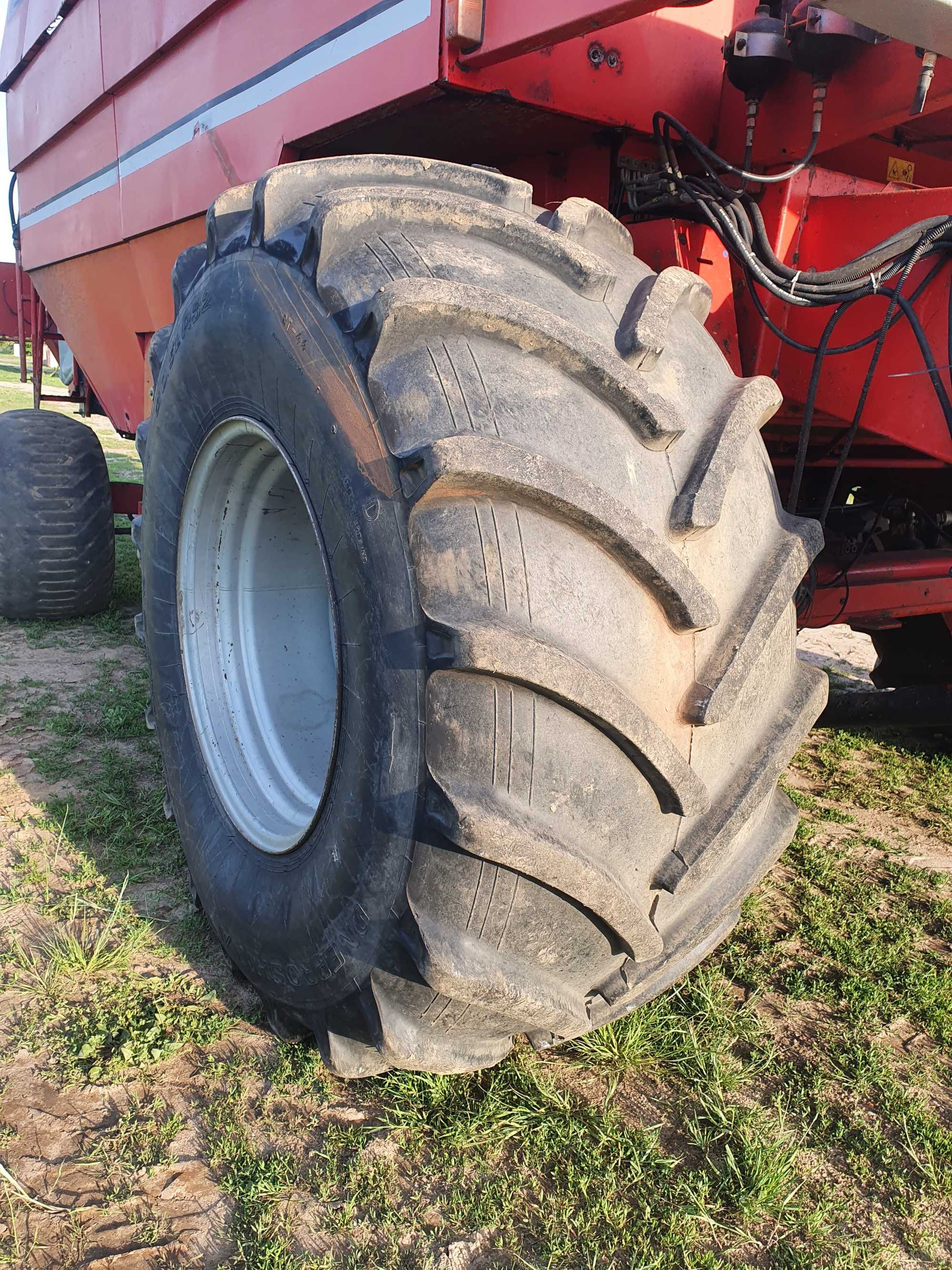 Koło 800/65r32 Massey 30,5r32 opona felga kombajn