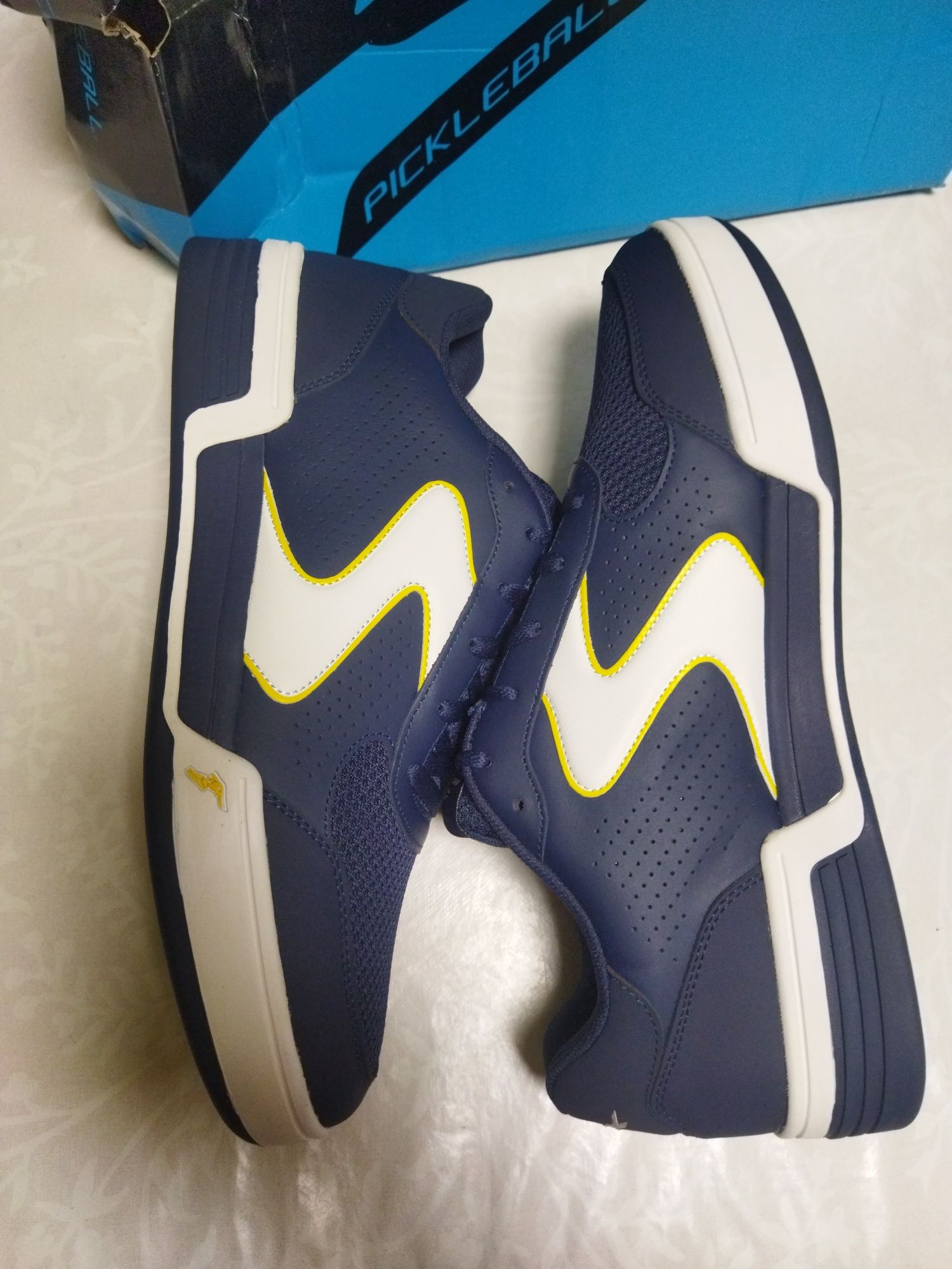 Кросівки чоловічі Skechers 47 р