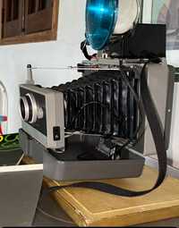 Máquina polaroid vintage
