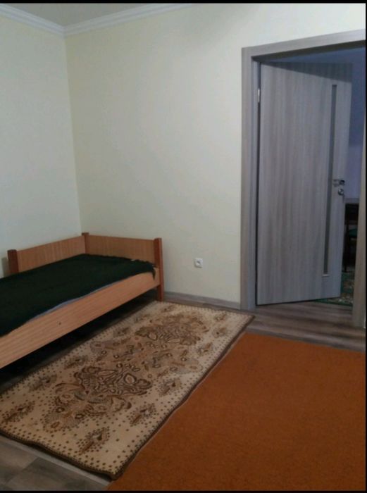 Центр, оренда затишної 2к квартири з меблями