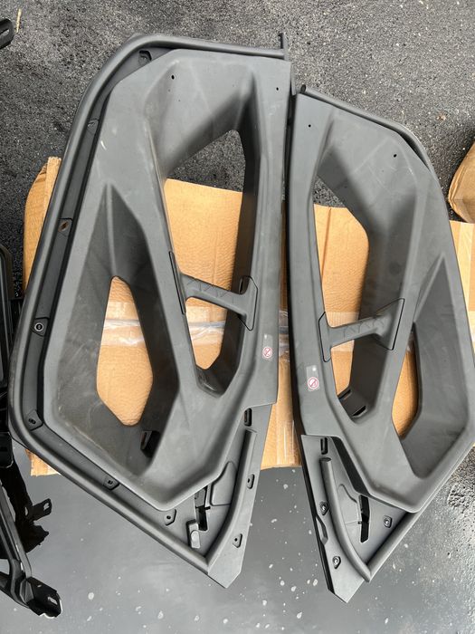 Komplet plastikow plastiki drzwi dach Can am maverick R