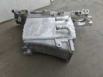 Колектор впускний 04l129766AC Golf 7