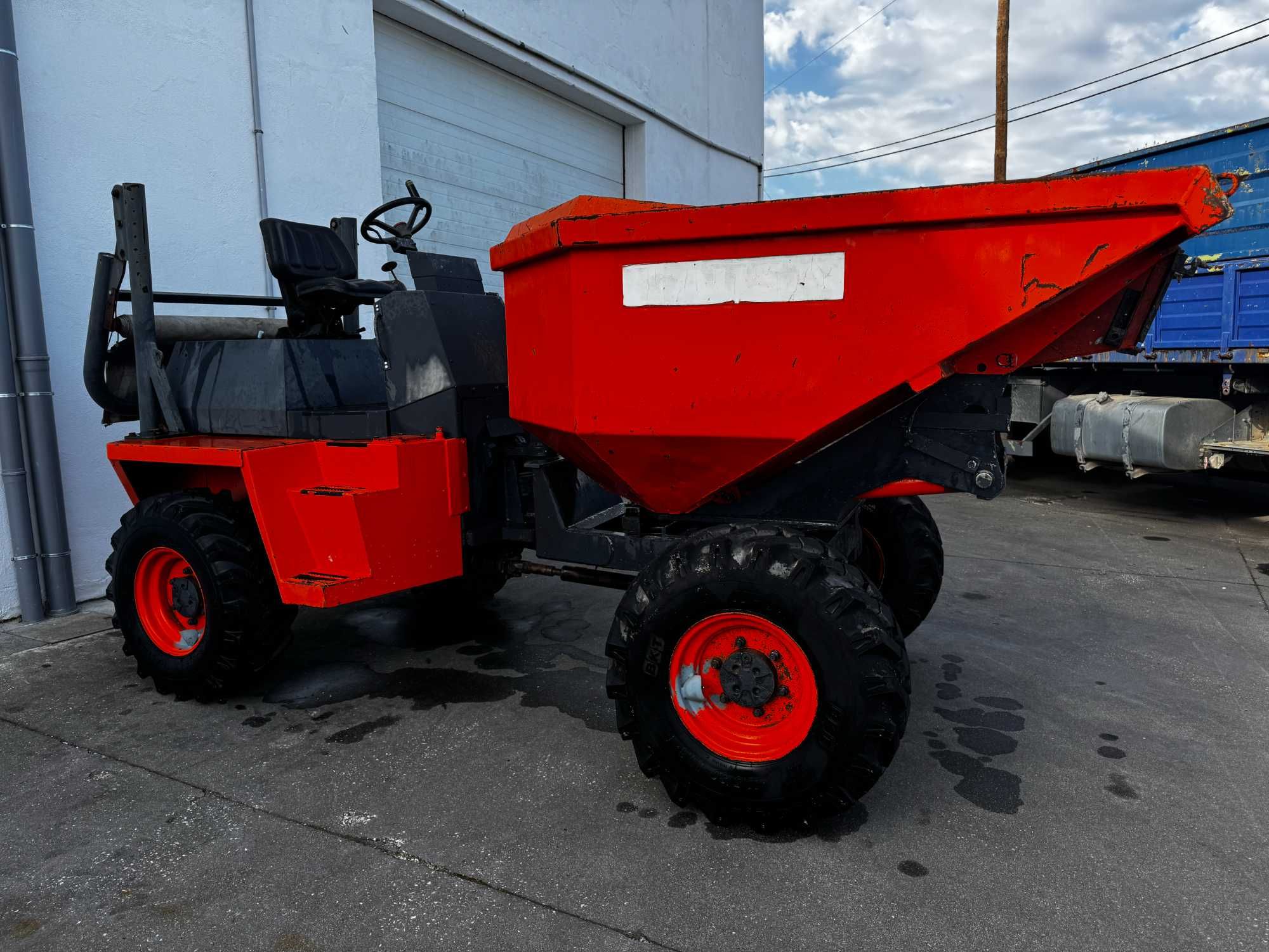Dumper Ausa 400 AHG