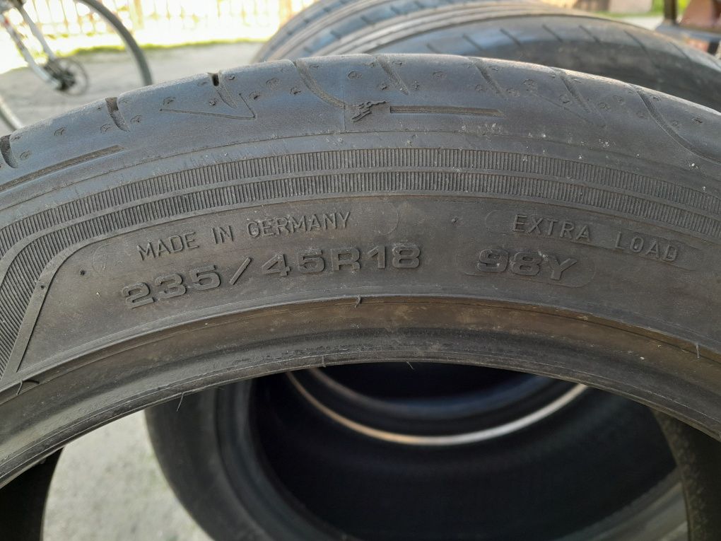 Opony letnie 235/45R18