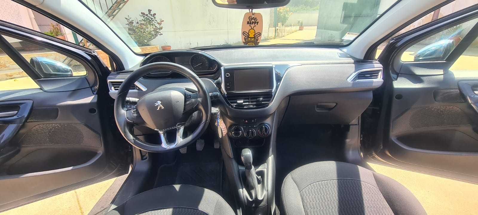 Peugeot 208 1.6 BlueHDi Style