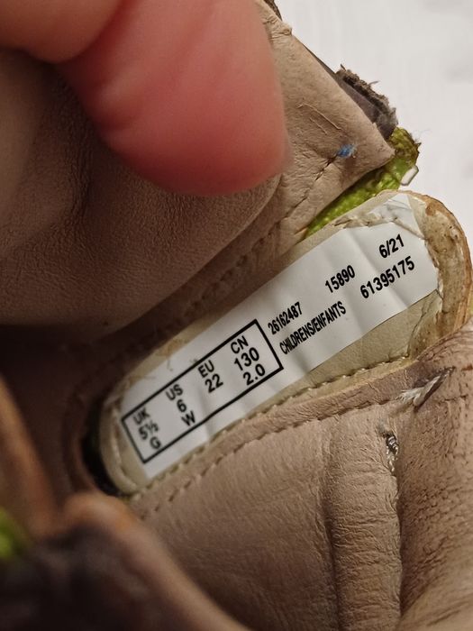 Дитяче взуття Clarks