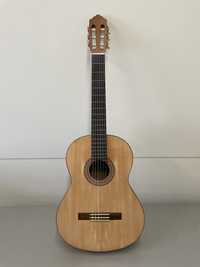 Guitarra Yamanha C30M