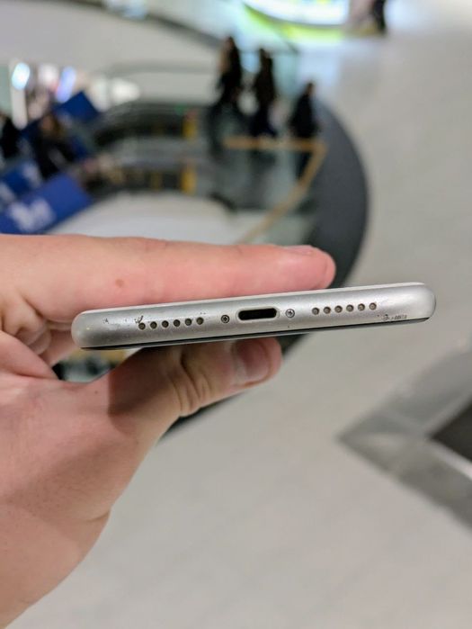 iPhone XR 128gb White Neverlock