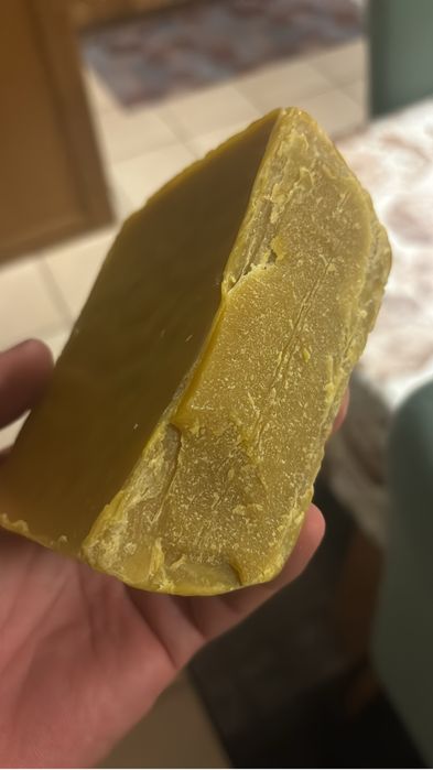 Cera em broa  para apicultura