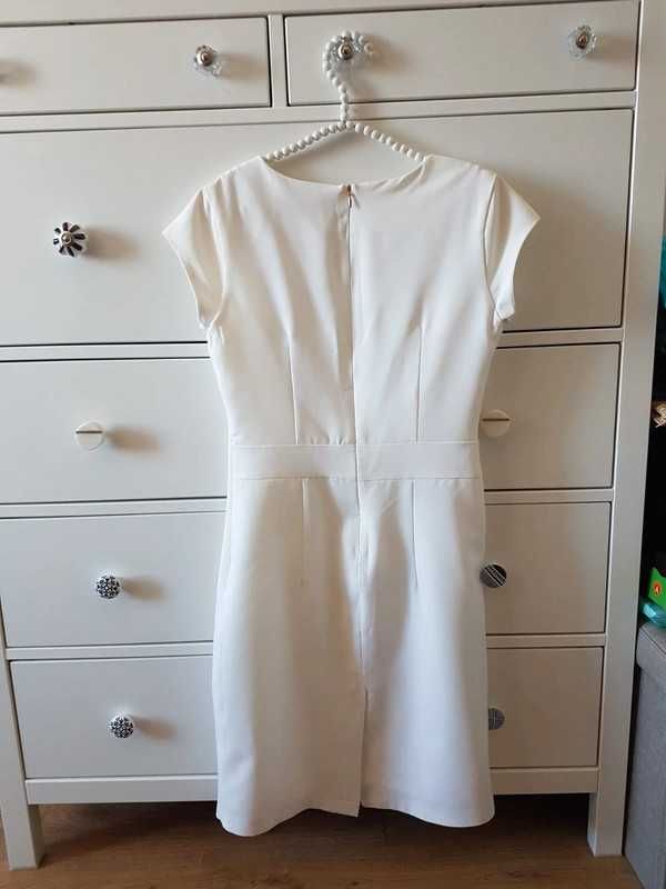 Reserved biała sukienka roz. 36