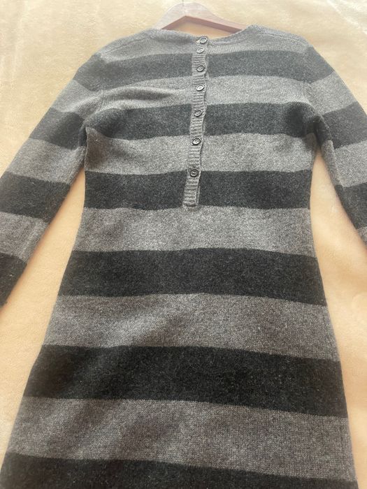 Оригинал. Продам  теплое фирменное платье Dolce Gabbana