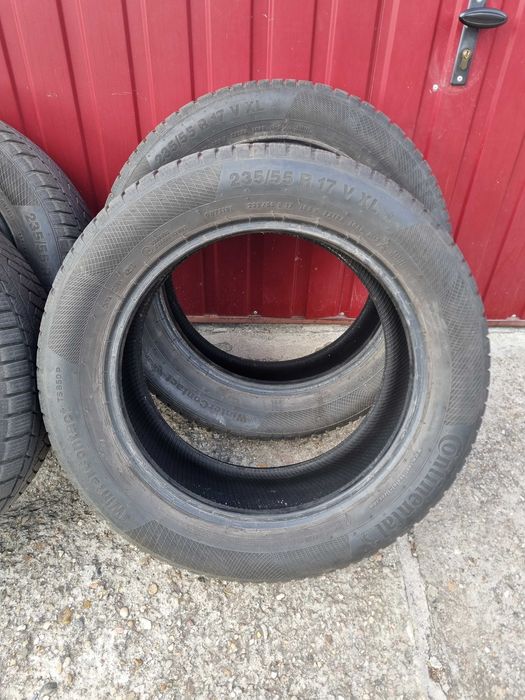 4x 235/55R17 Continental Wintercontact