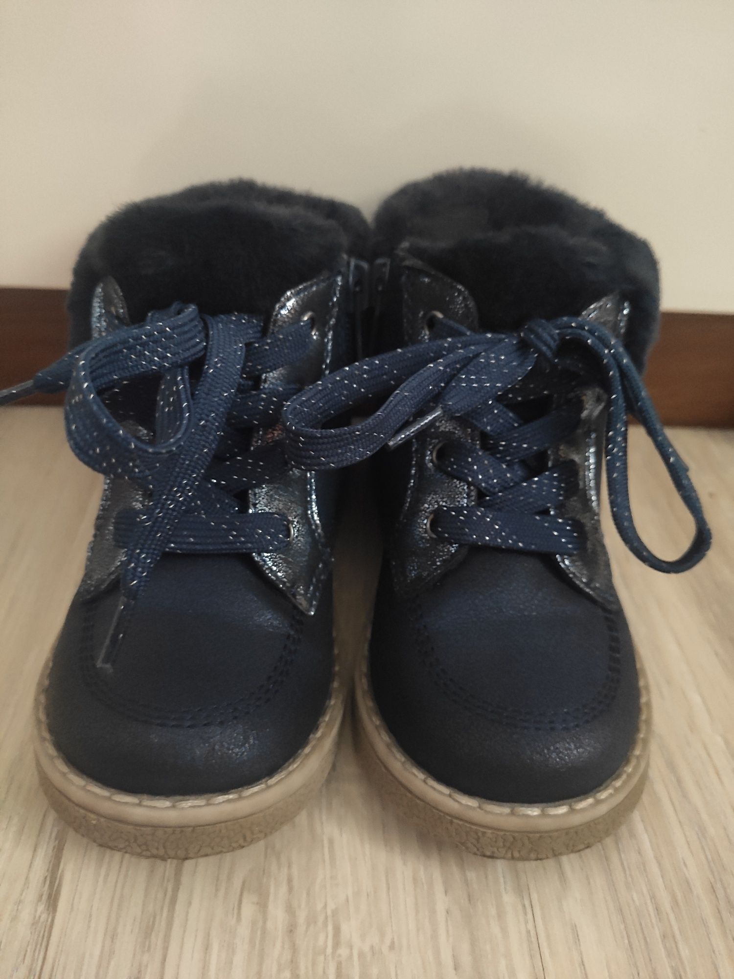 Ładne buty botki trzewiki ocieplane zimowe r.24
