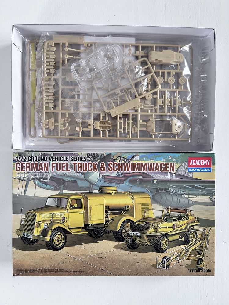 Academy 13401 German fuel truck & schwimmwagen model 1/72