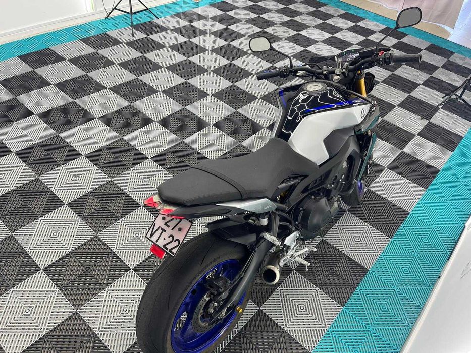 Moto Yamaha MT-09 SP