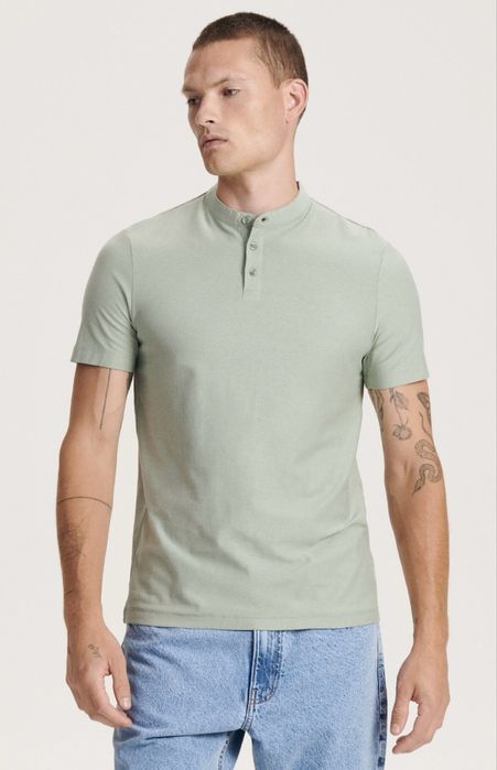 Футболка reserved