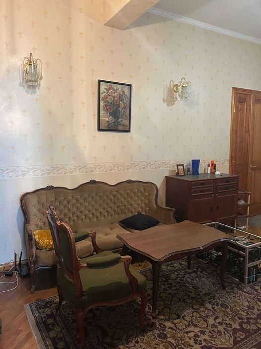 Сдам в аренду ПОТРЯСАЮЩУЮ 3-х к. квартиру Сумская 128. ЦЕНТР! Парк