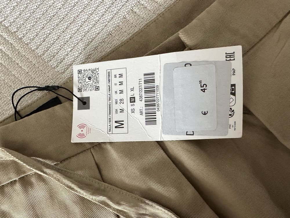 Брюки пісочні zara нові,m