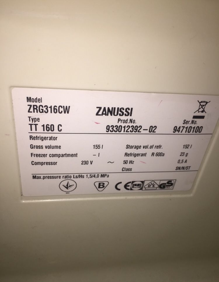 холодильник  б/у ZANUSSI ZRG316CW