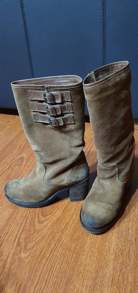 Botas camel totalmente Pele