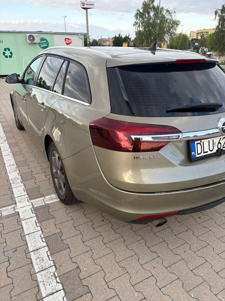 Opel Insignia 2.0 CDTI 120 KM Kombi Bogate wyposażenie