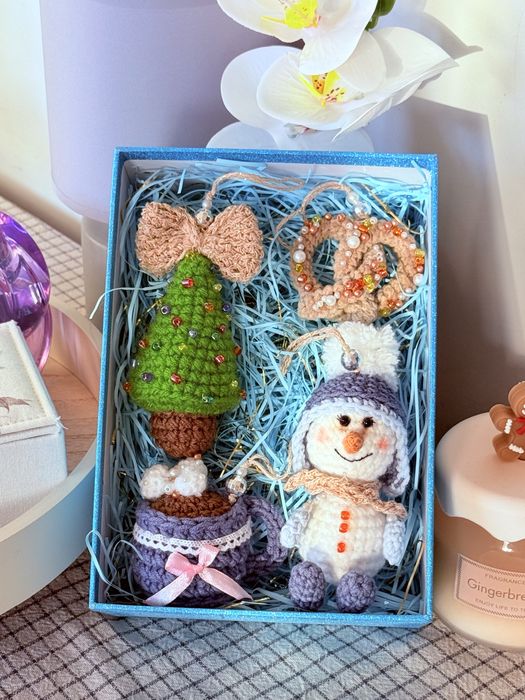 Ekskluzywny prezent na Boże Narodzenie i Nowy Rok — ozdoby handmade