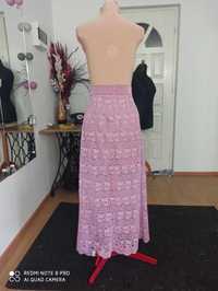 Długa spódnica liliowa z koronki